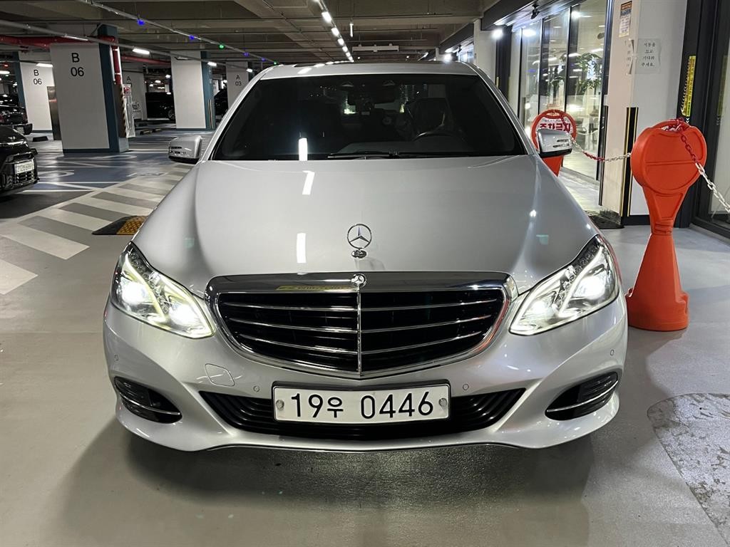 벤츠 E 클래스 E-클래스 W212 E300 아방가르드 이미지 2