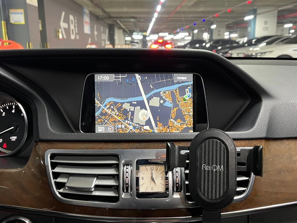 벤츠 E 클래스 E-클래스 W212 E300 아방가르드 이미지 9
