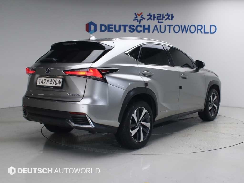 렉서스 NX NX 300h 슈프림 이미지 2