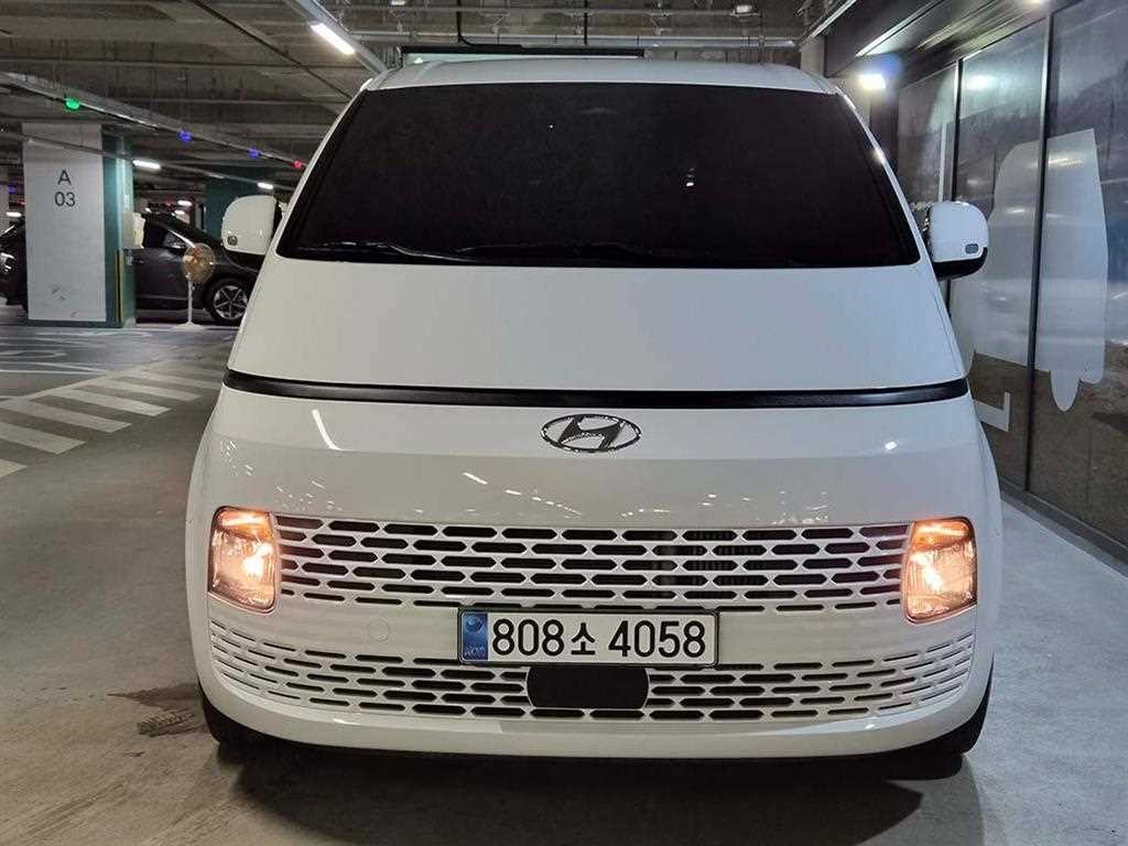현대 스타리아 2WD 디젤 카고 모던 3인승 이미지 2
