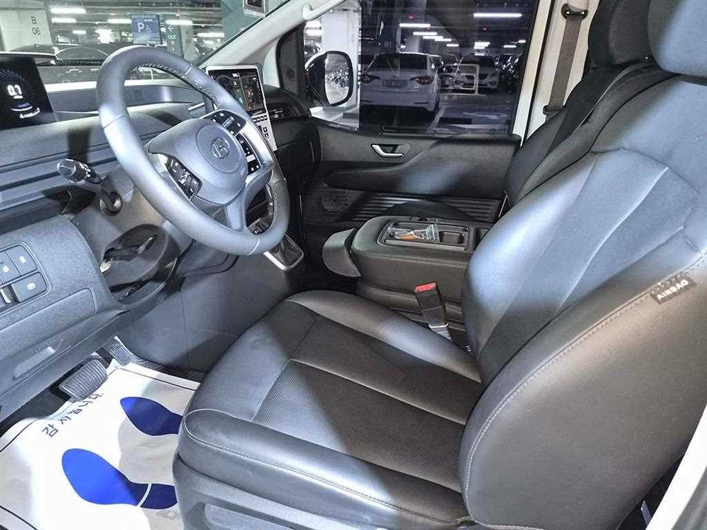 현대 스타리아 2WD 디젤 카고 모던 3인승 이미지 8