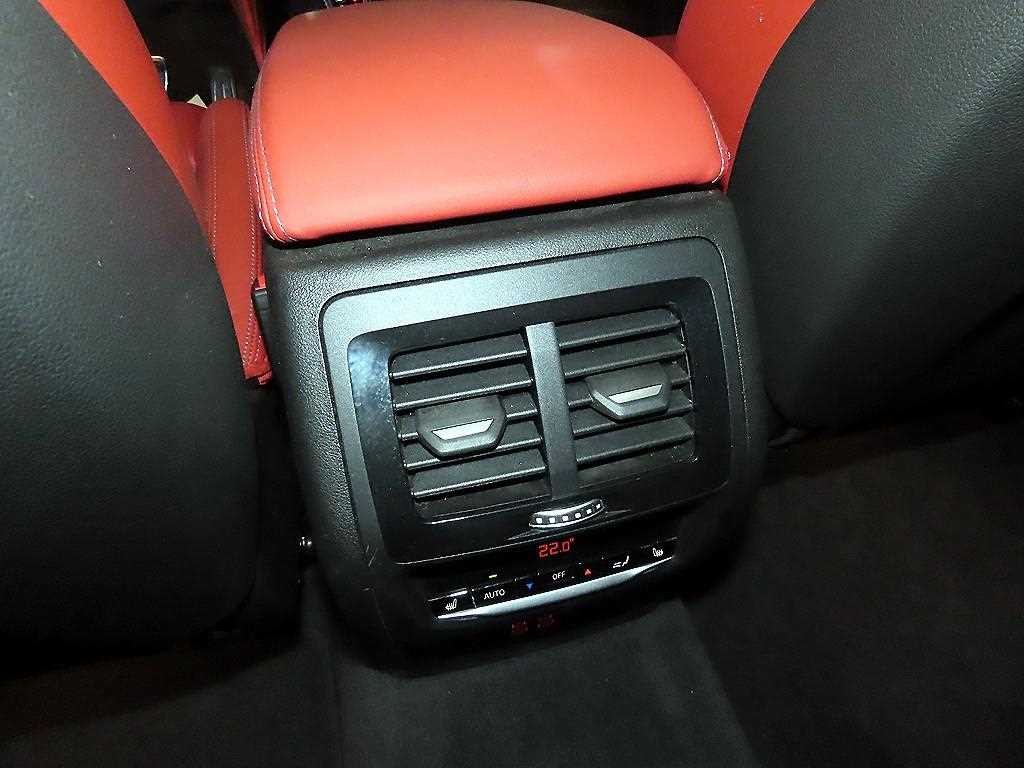 BMW X3M X3M (G01) 3.0 컴패티션 이미지 14