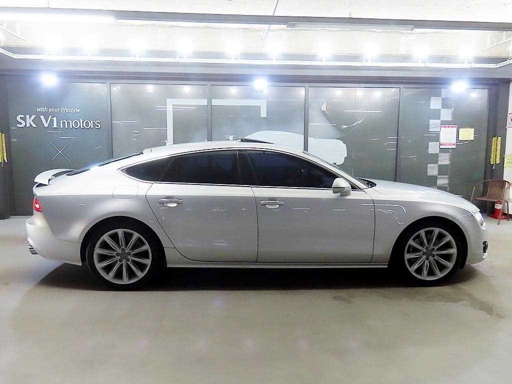 아우디 A7 50 TFSI 콰트로 이미지 3