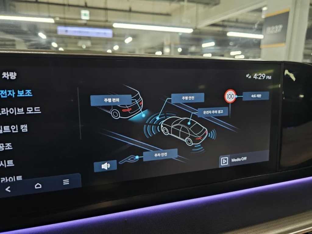 현대 그랜저 그랜저 (GN7) LPG 3.5 2WD 익스클루시브 이미지 10