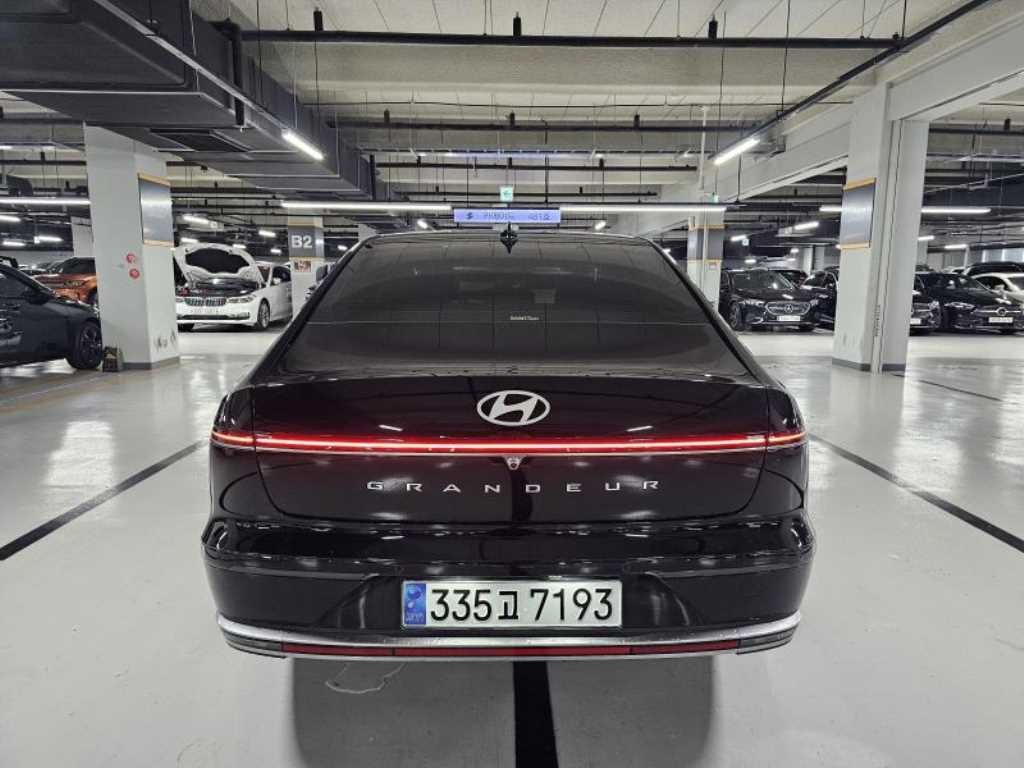 현대 그랜저 그랜저 (GN7) LPG 3.5 2WD 익스클루시브 이미지 3