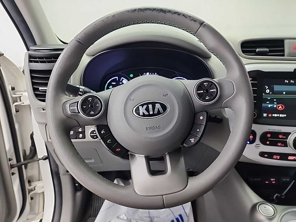 기아 쏘울 쏘울 EV EV 이미지 9