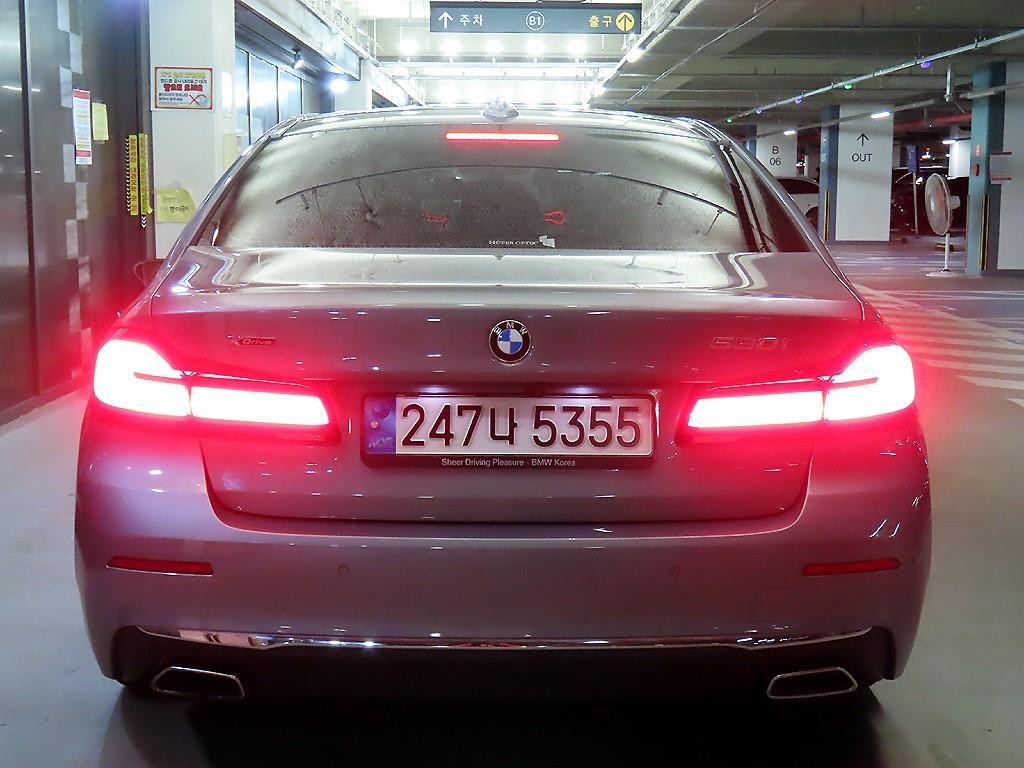 BMW 5시리즈 5시리즈 (G30) 530i xDrive M 스포츠 이미지 5
