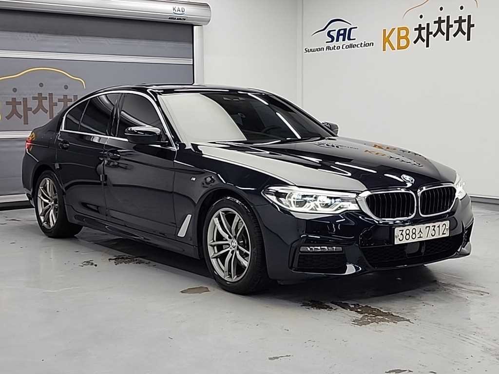 BMW 5시리즈 5시리즈 (G30) 520i M 스포츠 이미지 4