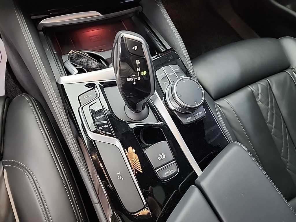 BMW 5시리즈 5시리즈 (G30) 520i M 스포츠 이미지 8