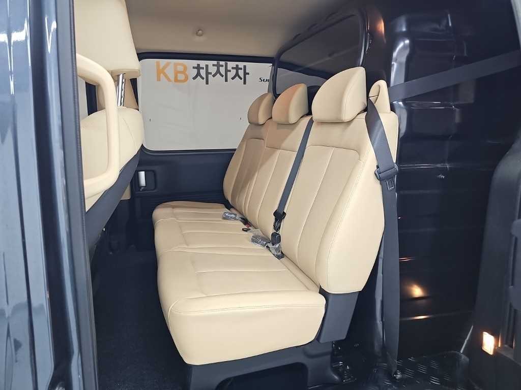 현대 스타리아 2WD 디젤 카고 모던 5인승 이미지 12