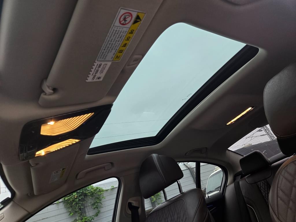 BMW 5시리즈 5시리즈 (G30) 520d xDrive 럭셔리 플러스 이미지 18