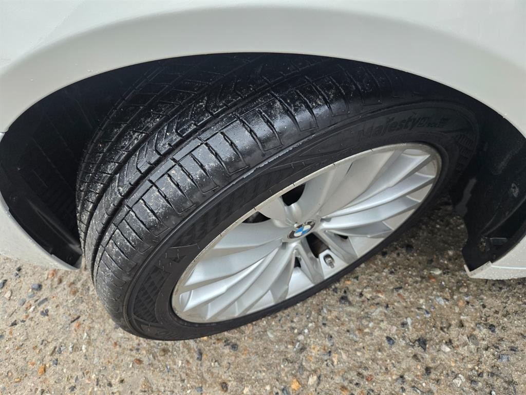 BMW 5시리즈 5시리즈 (G30) 520d xDrive 럭셔리 플러스 이미지 20