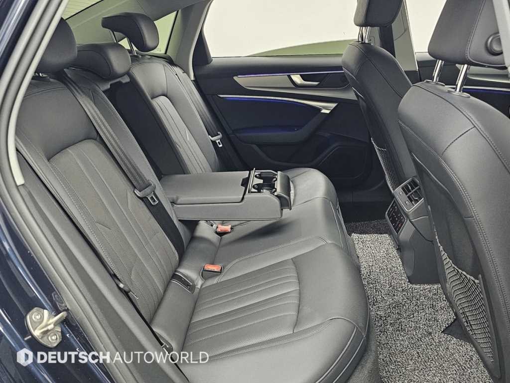 아우디 A6 A6 (C8) 45 TFSI 프리미엄 이미지 12