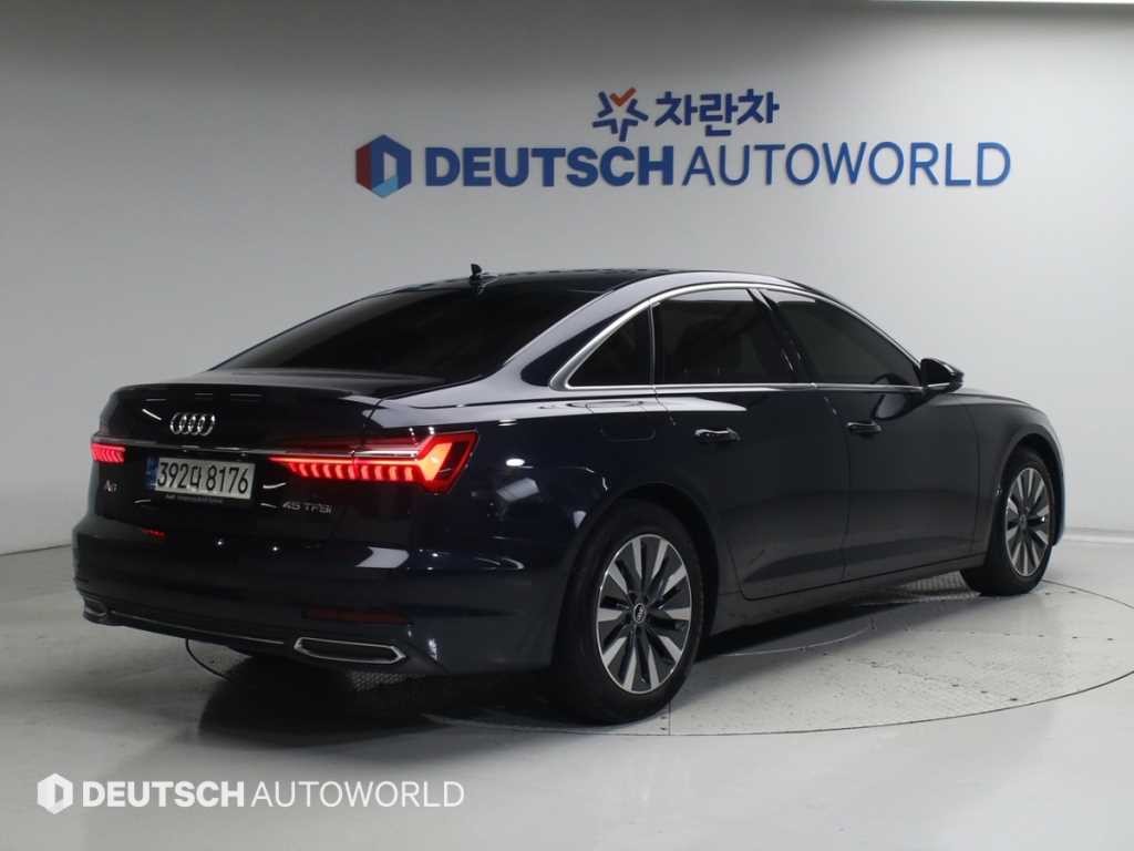 아우디 A6 A6 (C8) 45 TFSI 프리미엄 이미지 2