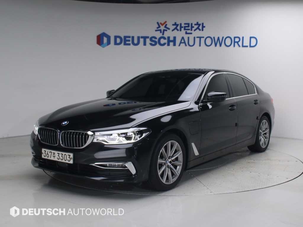 BMW 5시리즈 5시리즈 (G30) 530e 럭셔리 플러스 이미지 1