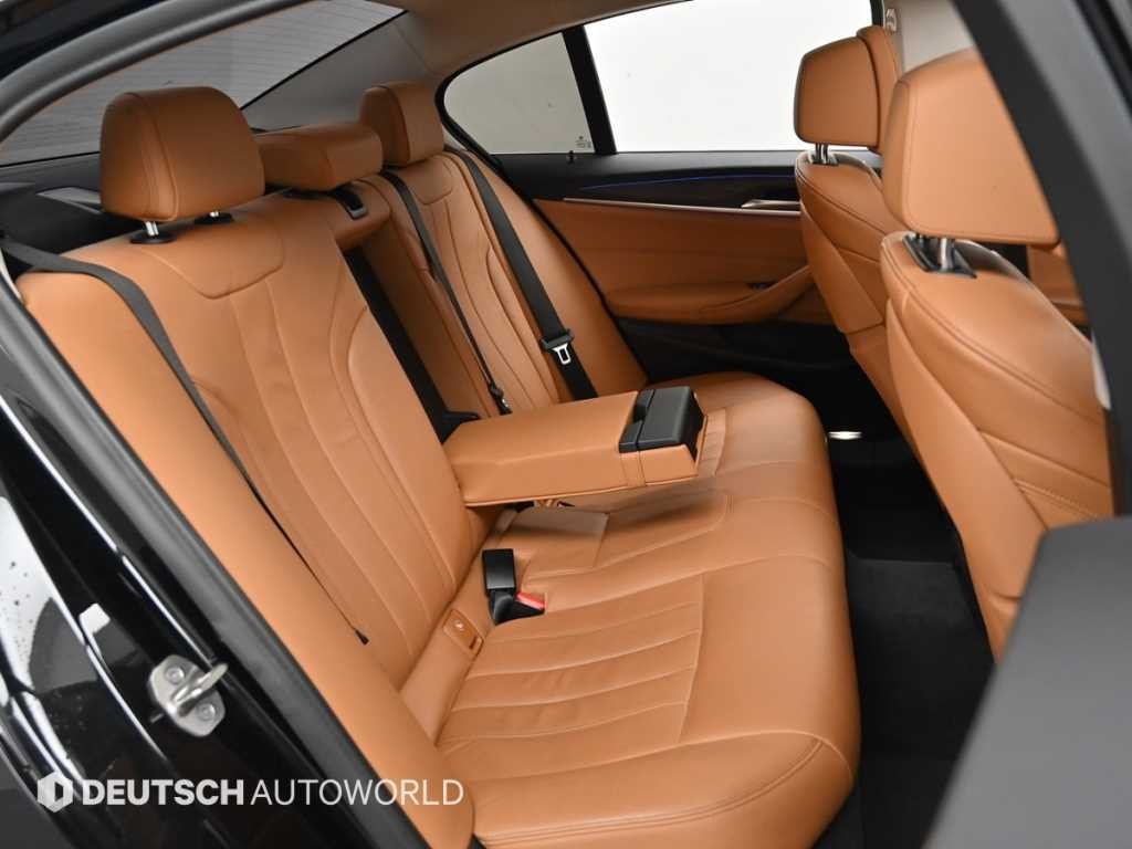 BMW 5시리즈 5시리즈 (G30) 530e 럭셔리 플러스 이미지 12