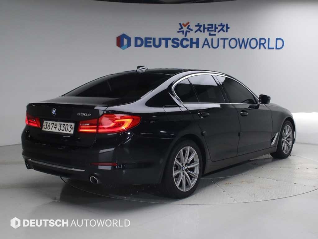 BMW 5시리즈 5시리즈 (G30) 530e 럭셔리 플러스 이미지 2