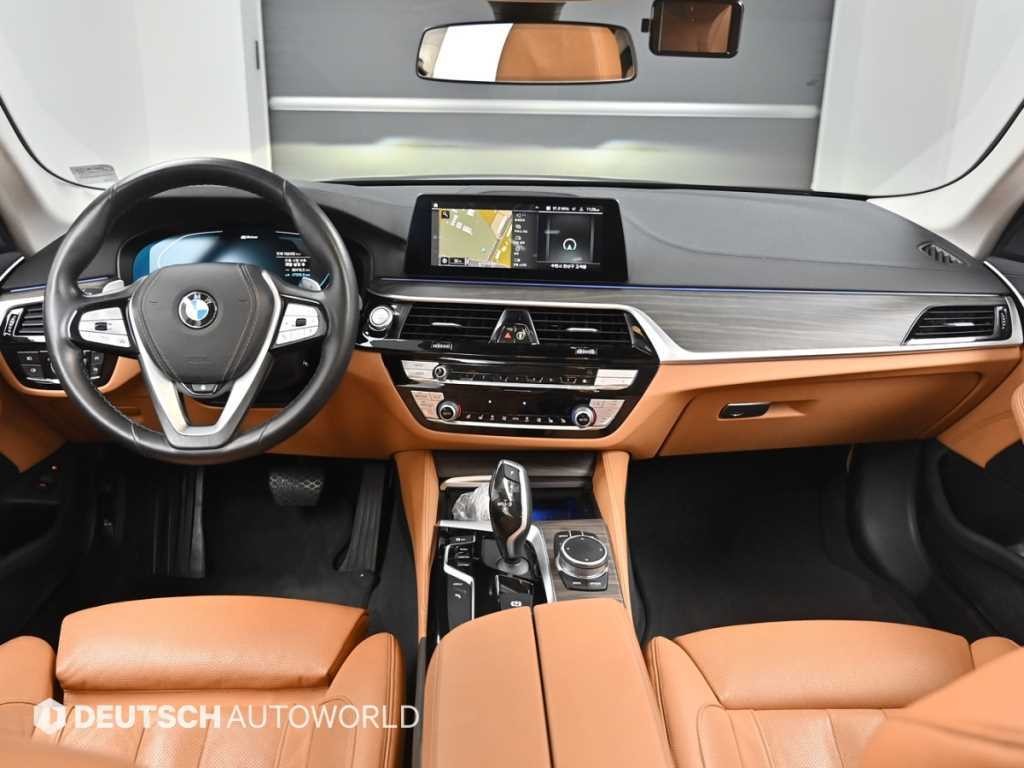 BMW 5시리즈 5시리즈 (G30) 530e 럭셔리 플러스 이미지 7