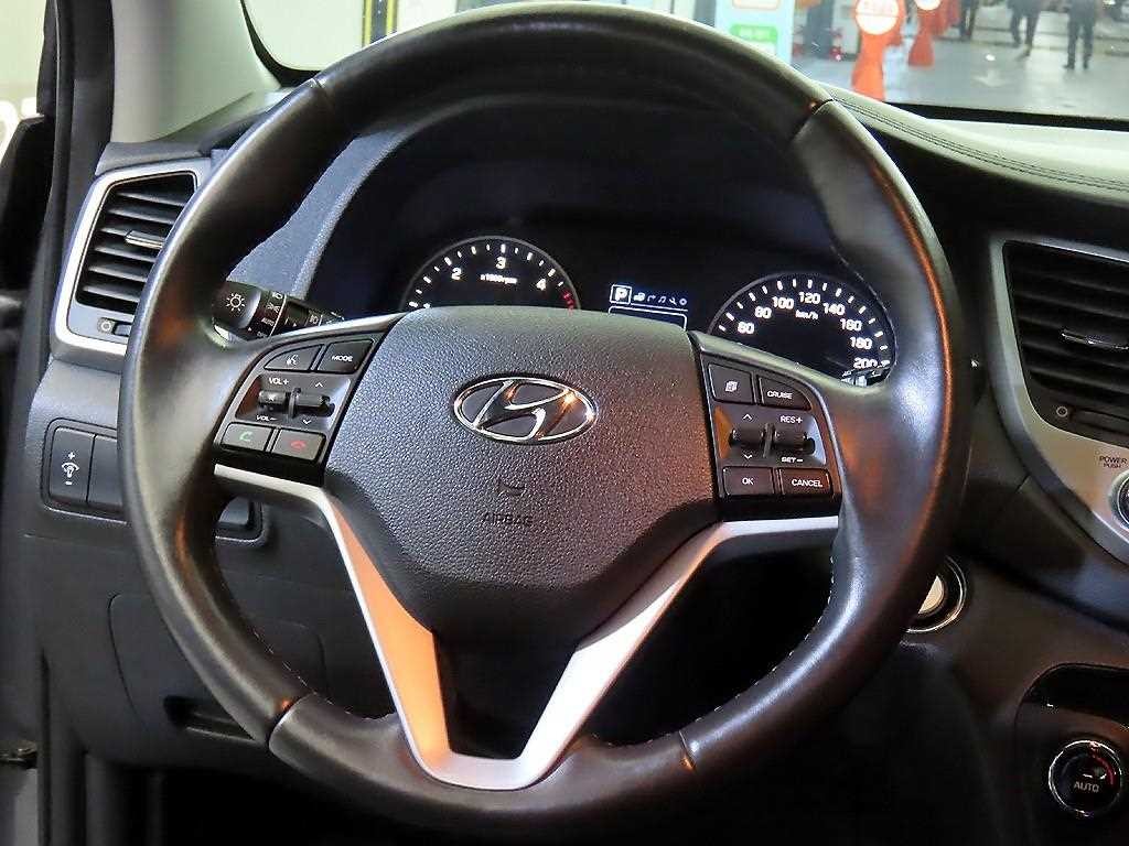 현대 투싼 올뉴투싼 디젤 1.7 2WD 프리미엄 이미지 8