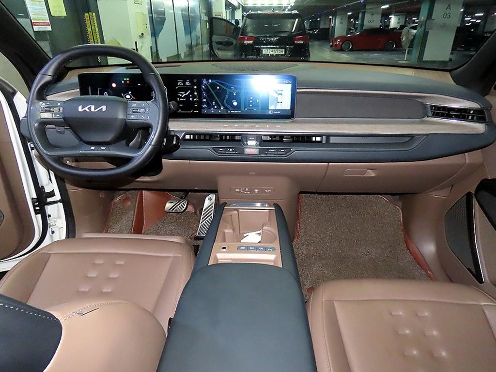 기아 EV9 롱레인지 4WD 어스 이미지 10