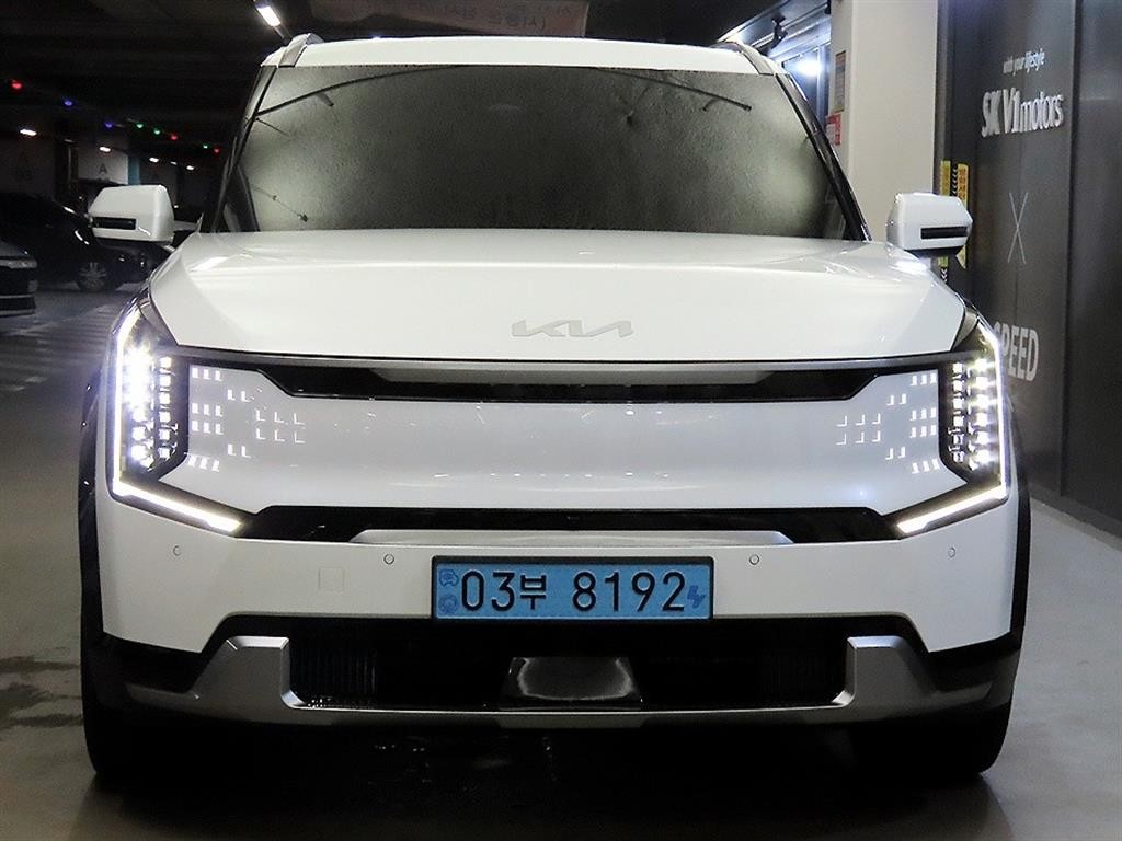 기아 EV9 롱레인지 4WD 어스 이미지 2