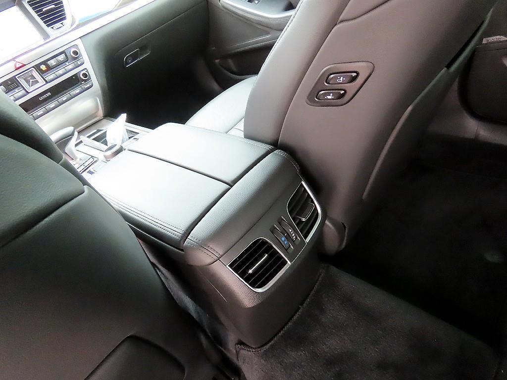 제네시스 G80 3.8 GDI AWD 프레스티지 이미지 15