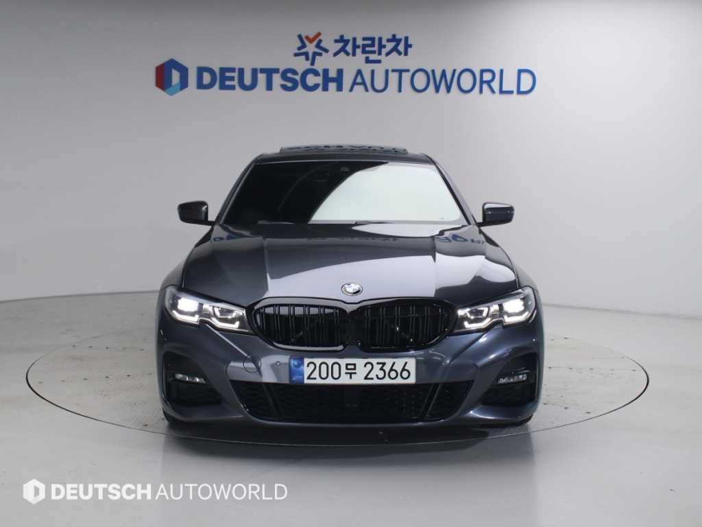 BMW 3시리즈 3시리즈 (G20) 320i M 스포츠 이미지 3