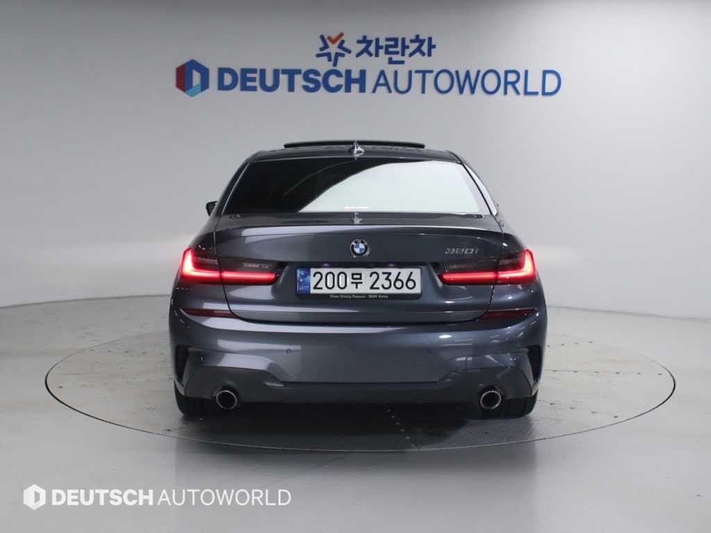 BMW 3시리즈 3시리즈 (G20) 320i M 스포츠 이미지 4