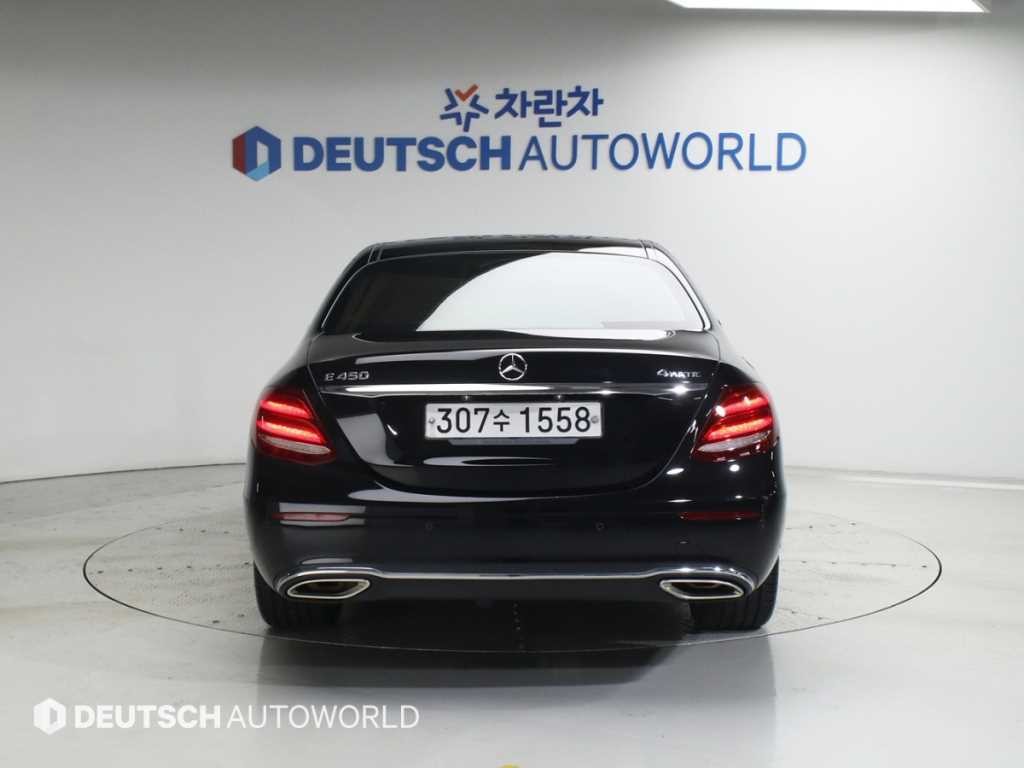 벤츠 E 클래스 E-클래스 W213 E450 4MATIC 익스클루시브 이미지 4