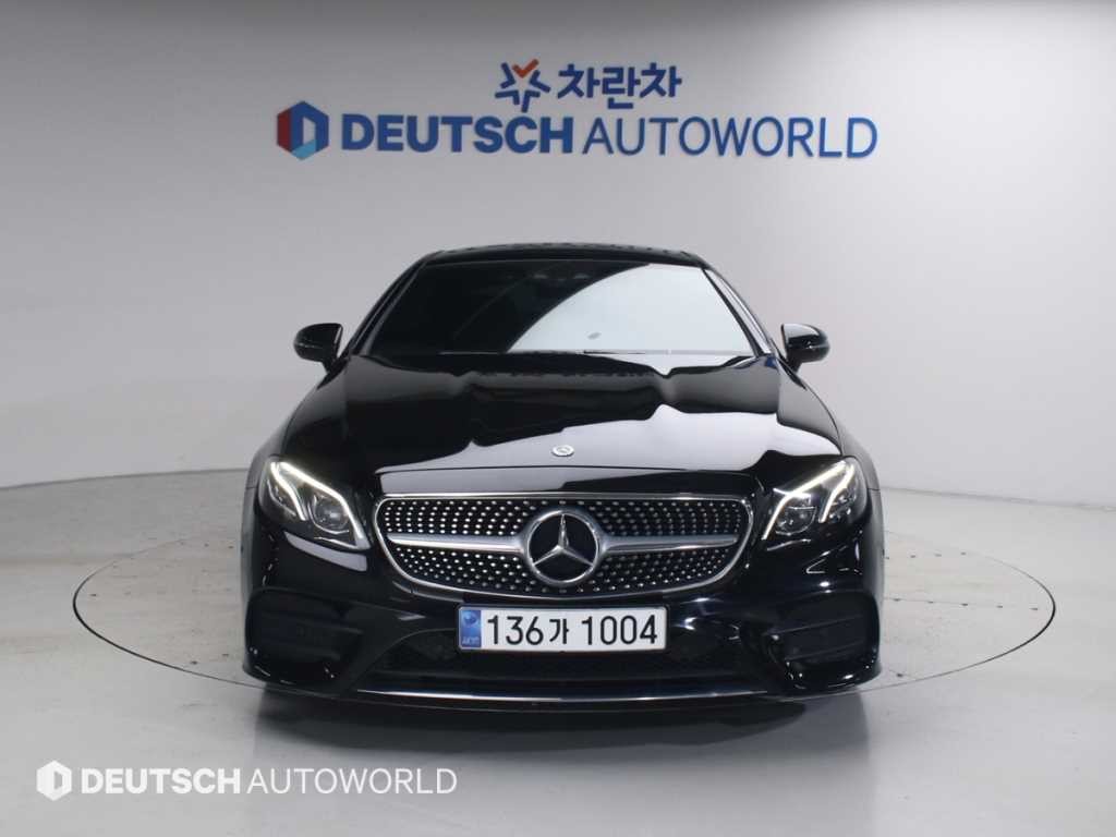 벤츠 E 클래스 E-클래스 W213 E220d 쿠페 이미지 3
