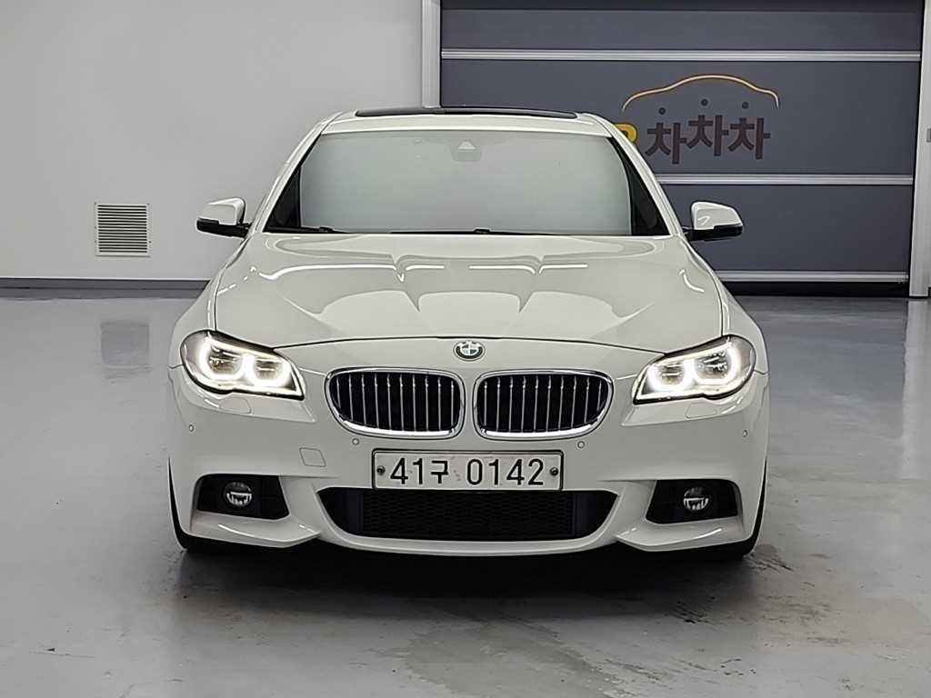 BMW 5시리즈 5시리즈 (F10) 520d M 에어로다이나믹 이미지 2