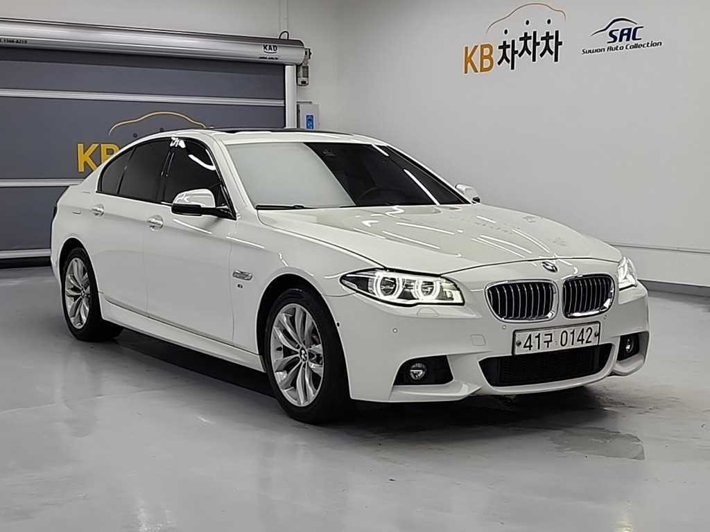 BMW 5시리즈 5시리즈 (F10) 520d M 에어로다이나믹 이미지 4