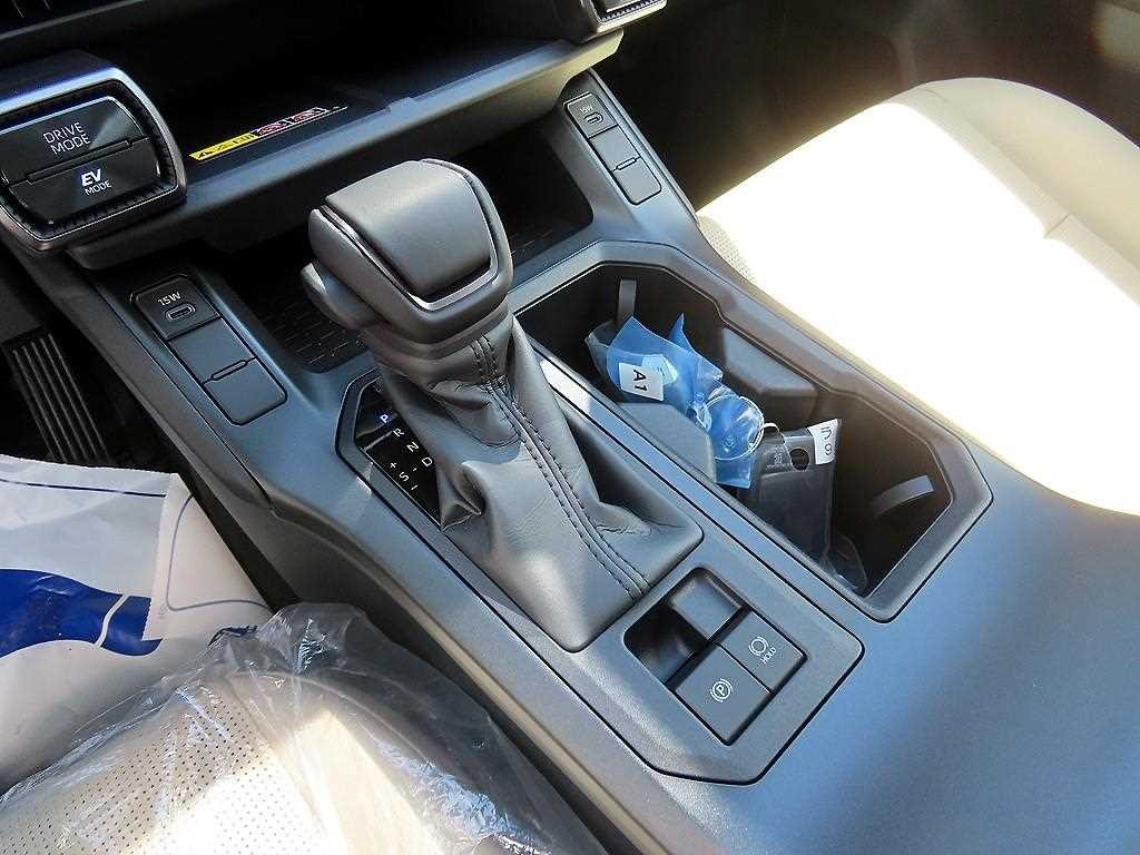 토요타 라브4 RAV4 (6세대) 2WD HEV XLE 이미지 10