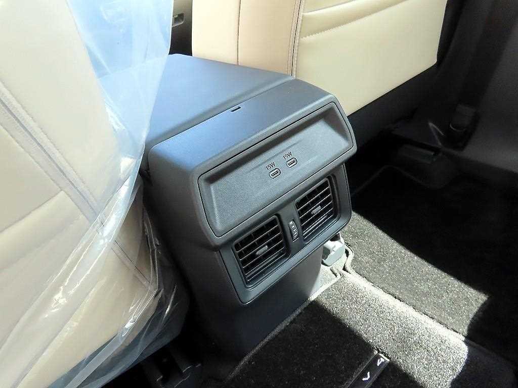 토요타 라브4 RAV4 (6세대) 2WD HEV XLE 이미지 15