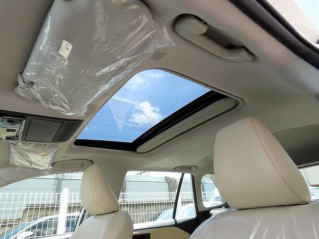 토요타 라브4 RAV4 (6세대) 2WD HEV XLE 이미지 17