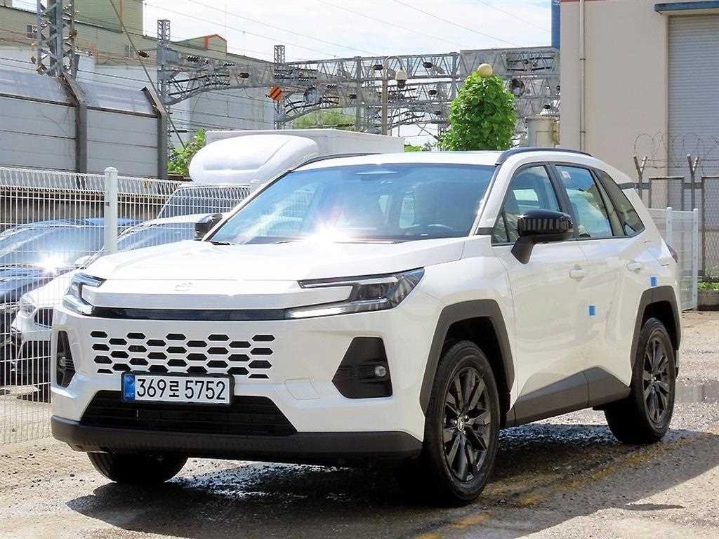 토요타 라브4 RAV4 (6세대) 2WD HEV XLE 이미지 2