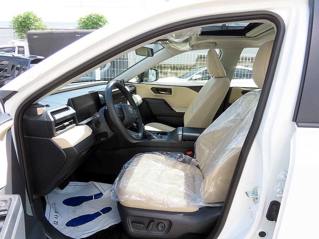 토요타 라브4 RAV4 (6세대) 2WD HEV XLE 이미지 5