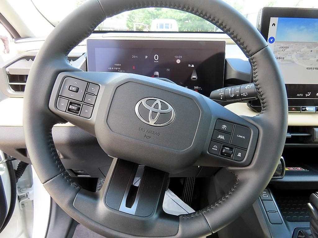 토요타 라브4 RAV4 (6세대) 2WD HEV XLE 이미지 8