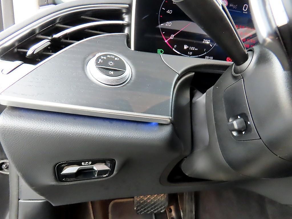 벤츠 E 클래스 E-클래스 W214 E200 아방가르드 이미지 13