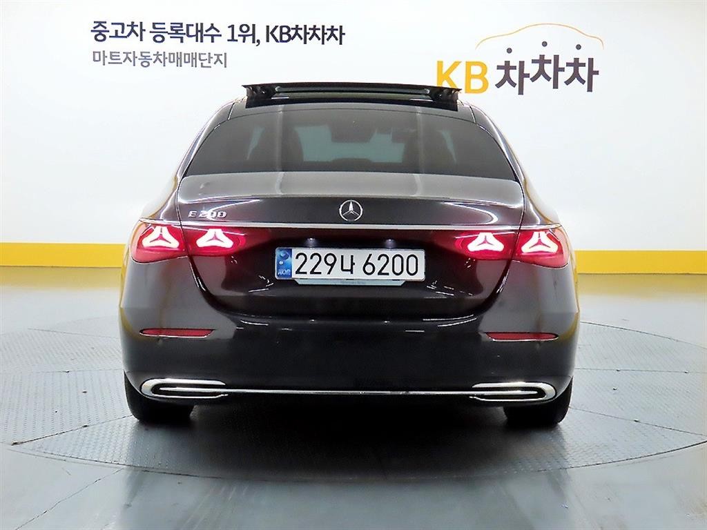 벤츠 E 클래스 E-클래스 W214 E200 아방가르드 이미지 3