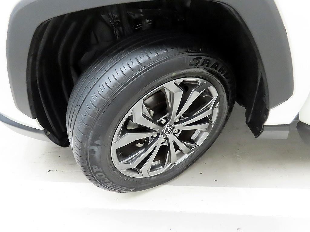 토요타 라브4 RAV4(5세대) 2.5 2WD 하이브리드 이미지 19