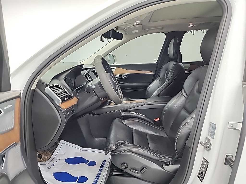 볼보 XC90 XC90 2세대 2.0 D5 AWD 인스크립션 이미지 11
