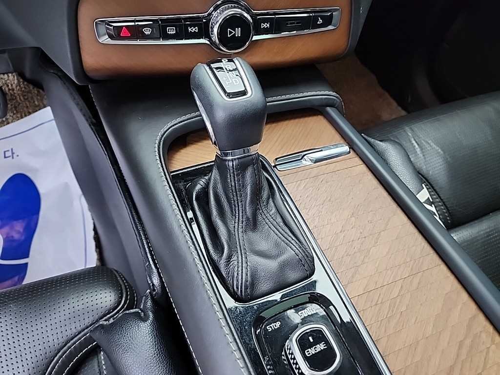 볼보 XC90 XC90 2세대 2.0 D5 AWD 인스크립션 이미지 8