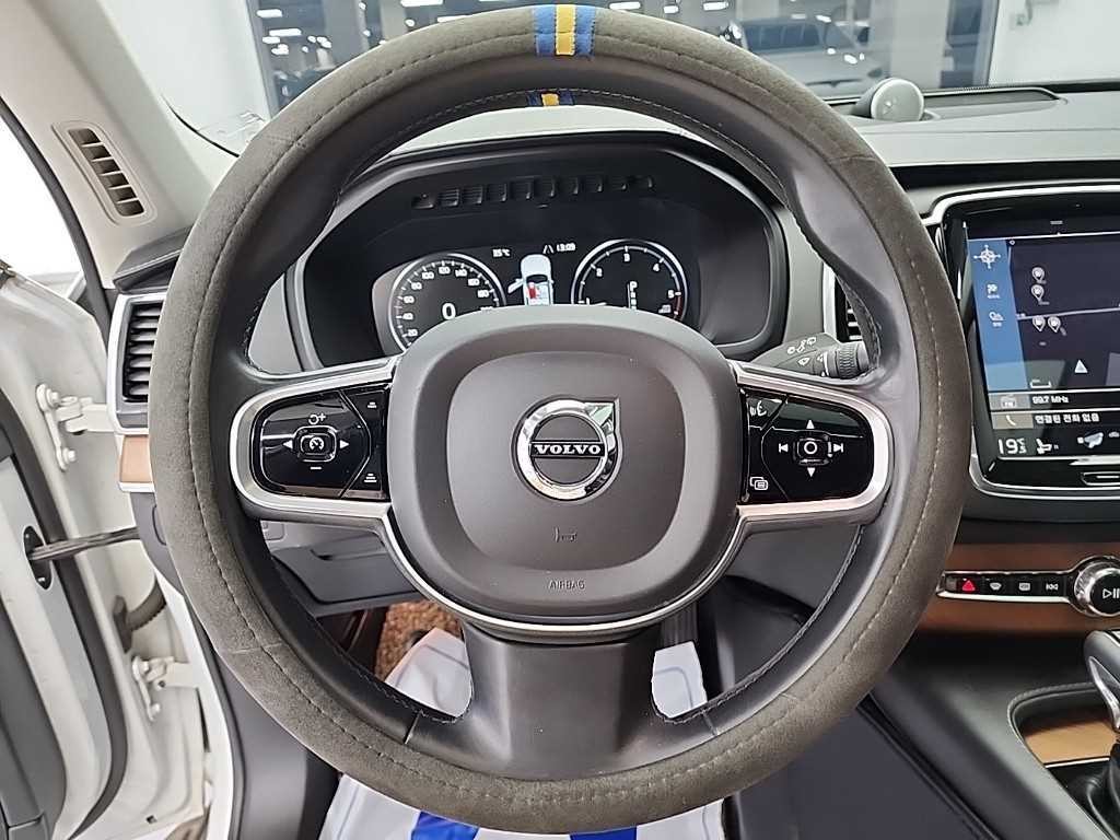 볼보 XC90 XC90 2세대 2.0 D5 AWD 인스크립션 이미지 9