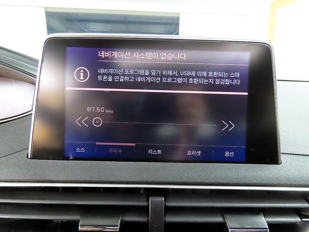 푸조 5008 5008 2세대 1.2 Pure Tech GT 이미지 14