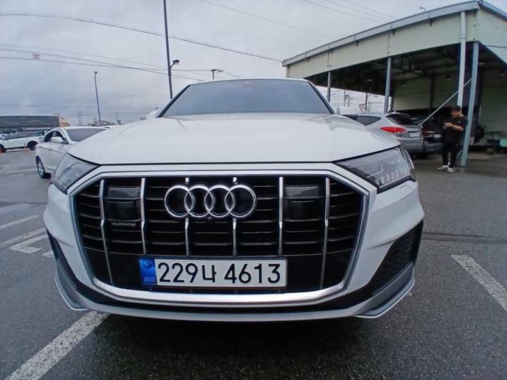 아우디 Q7 Q7 (4M) 45 TDI 콰트로 프리미엄 이미지 1