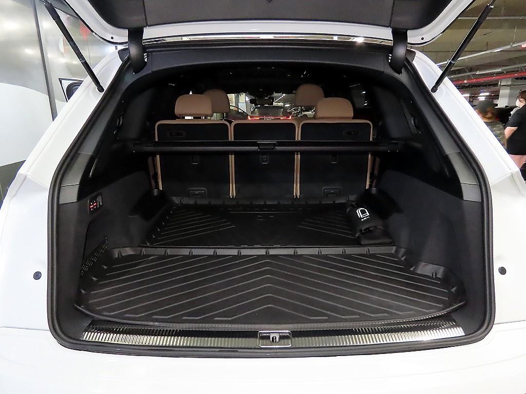 아우디 Q7 Q7 (4M) 45 TDI 콰트로 프리미엄 이미지 15