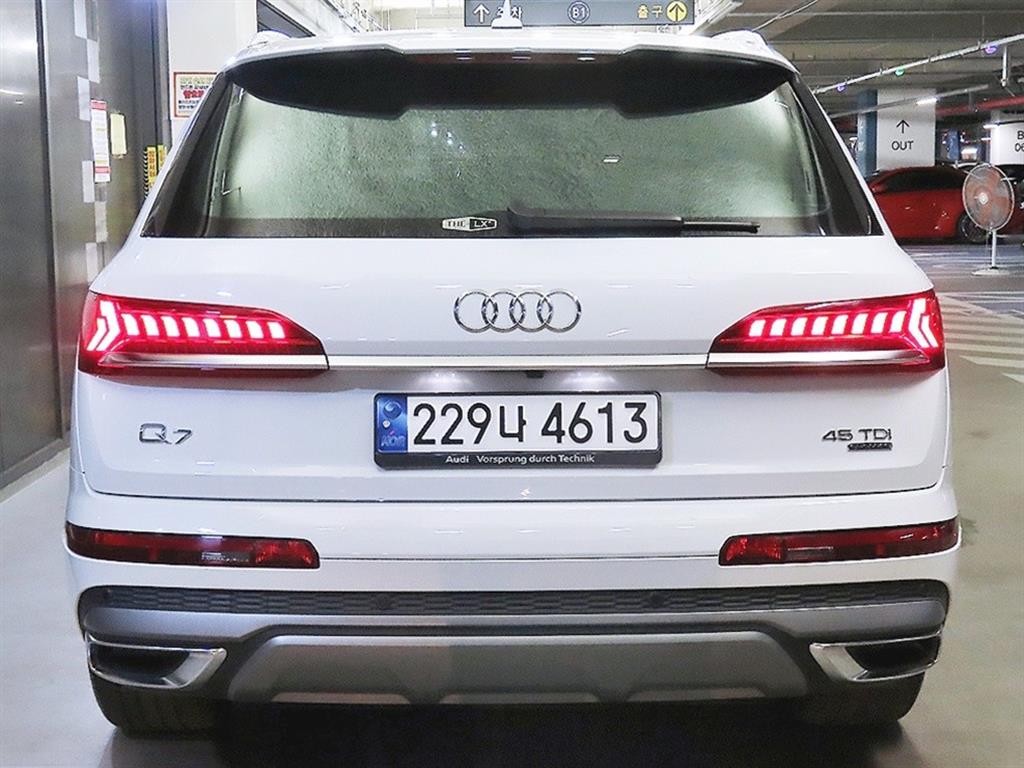 아우디 Q7 Q7 (4M) 45 TDI 콰트로 프리미엄 이미지 5