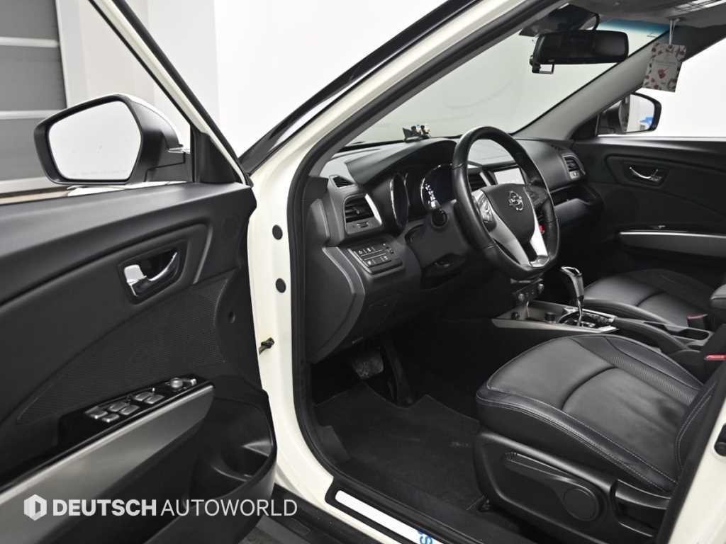 KG모빌리티(쌍용) 티볼리 가솔린 2WD 1.6 LX 이미지 11