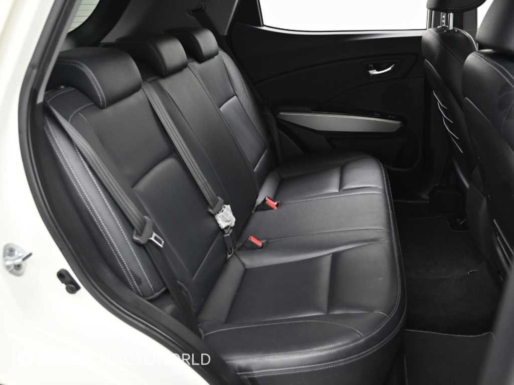 KG모빌리티(쌍용) 티볼리 가솔린 2WD 1.6 LX 이미지 12